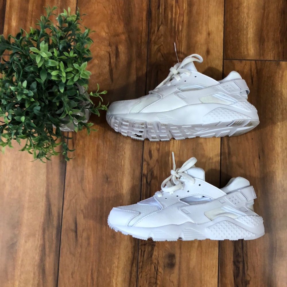 Nike Huarache Sneakers